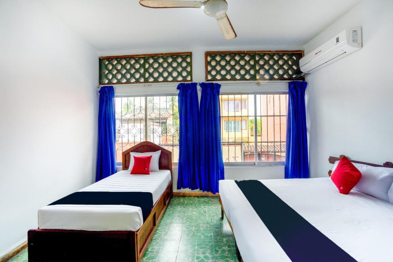 Hotel Adelita Zihuatanejo Buitenkant foto